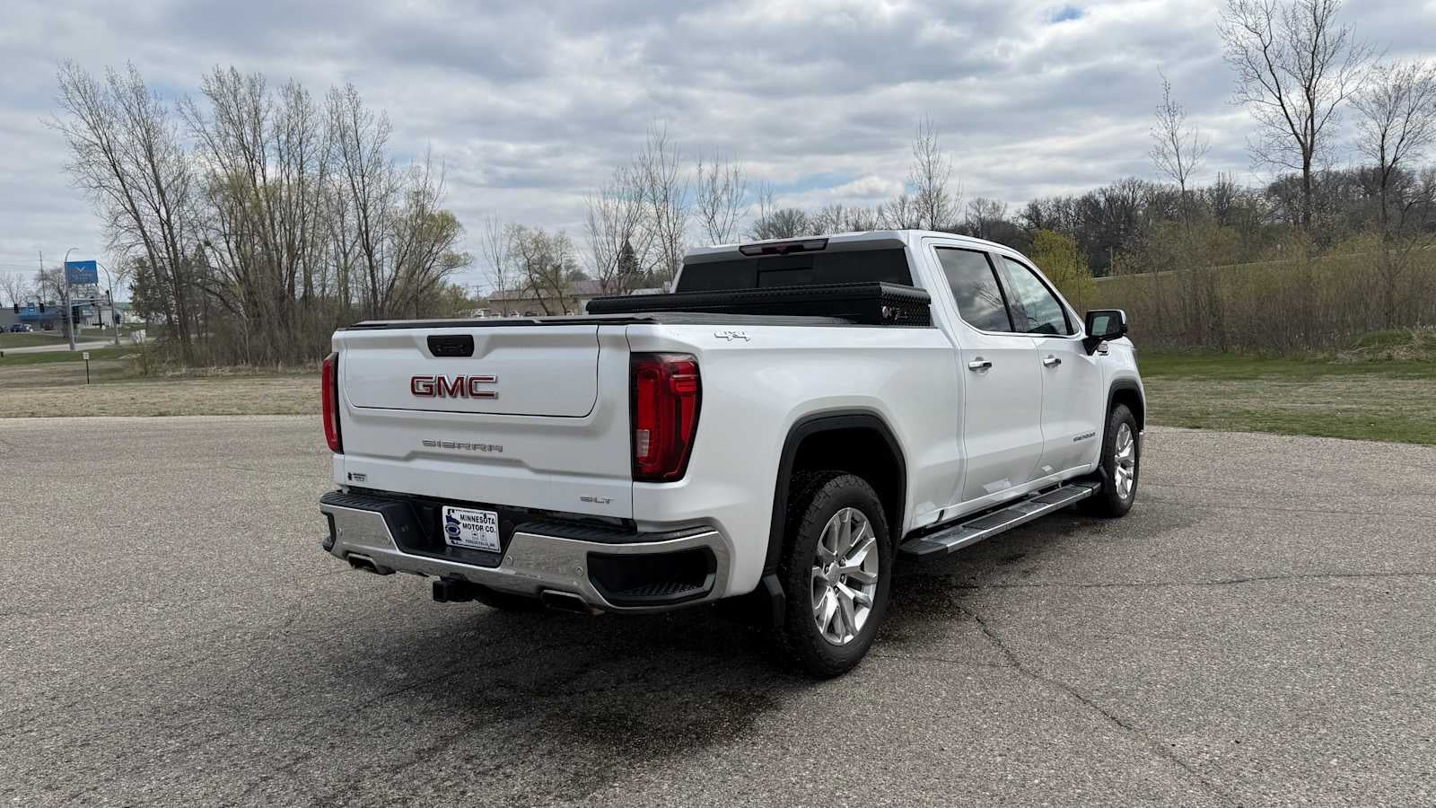 2020 GMC Sierra 1500 — interior view